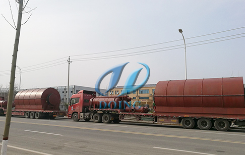 恭喜重庆4台12吨废轮胎炼油设备完成发货