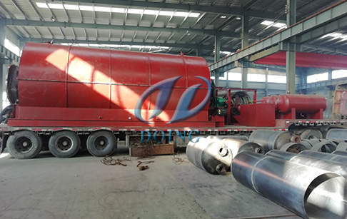 恭喜印度客户购买的一台12吨轮胎炼油设备完成发货