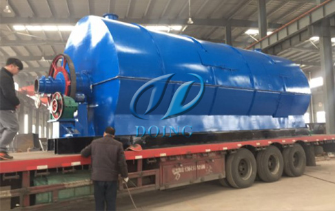 恭喜湖南省客户购买的两台10吨废轮胎炼油设备完成发货