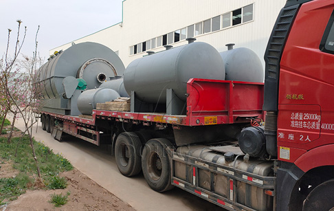 江西客户一台12吨废轮胎炼油设备完成发货