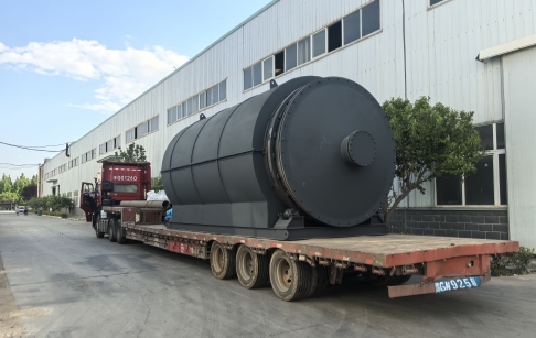 老厂翻新！河北客户订购的三台间歇式热解设备主炉发货了