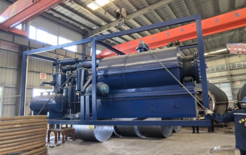 小机组大优势：东盈500千克框架式炼油设备发往西班牙