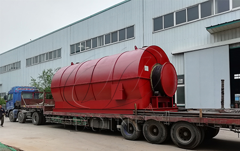 三台12吨废轮胎炼油设备成功发往尼日利亚