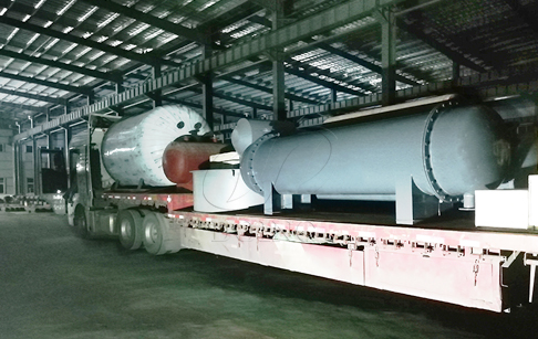 一台5吨废机油精炼设备发往缅甸